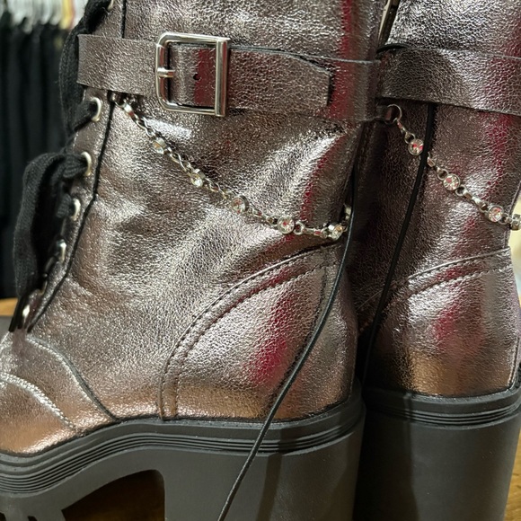 POP Women's Metallic Combat Yeardly Block Heeled Boots NEW 6.5 - Picture 5 of 7
